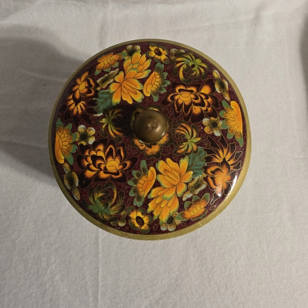 Daher Floral Round Tin Metal Storage Container w/ Lid, Made in England - Picture 3 of 5